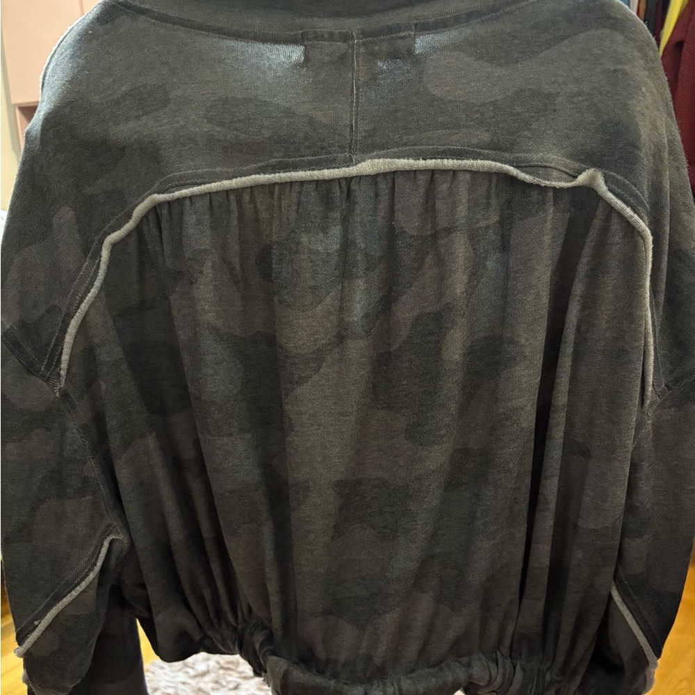 Vintage Havana Gray Camo Hoodie with Rainbow Stripes - Picture 4 of 5